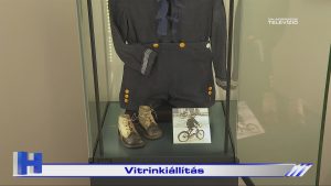 Híradó: Vitrinkiállítás